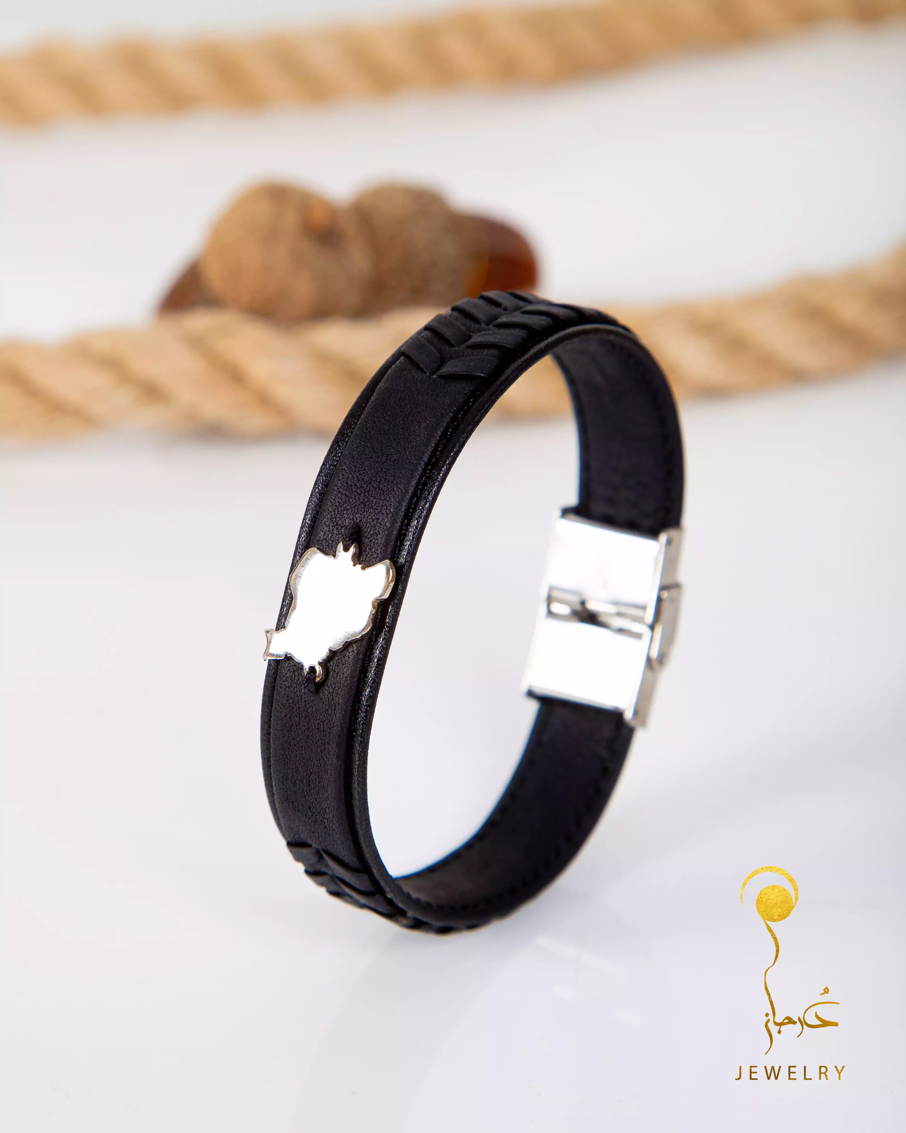 دستبند نقره چرم با نشان نقشه ایران