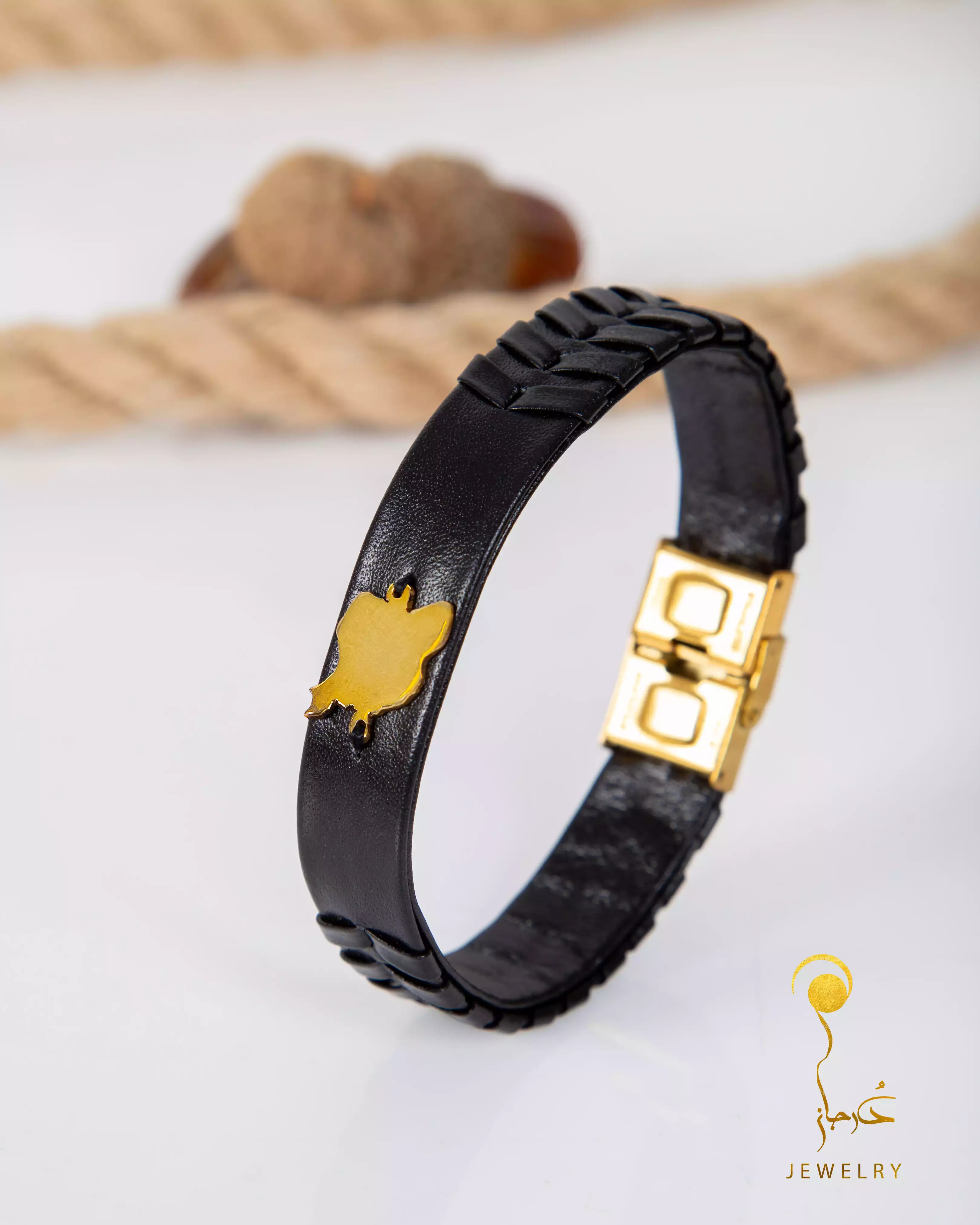 دستبند برنج با آبکاری رنگ زرد چرم با نشان نقشه ایران